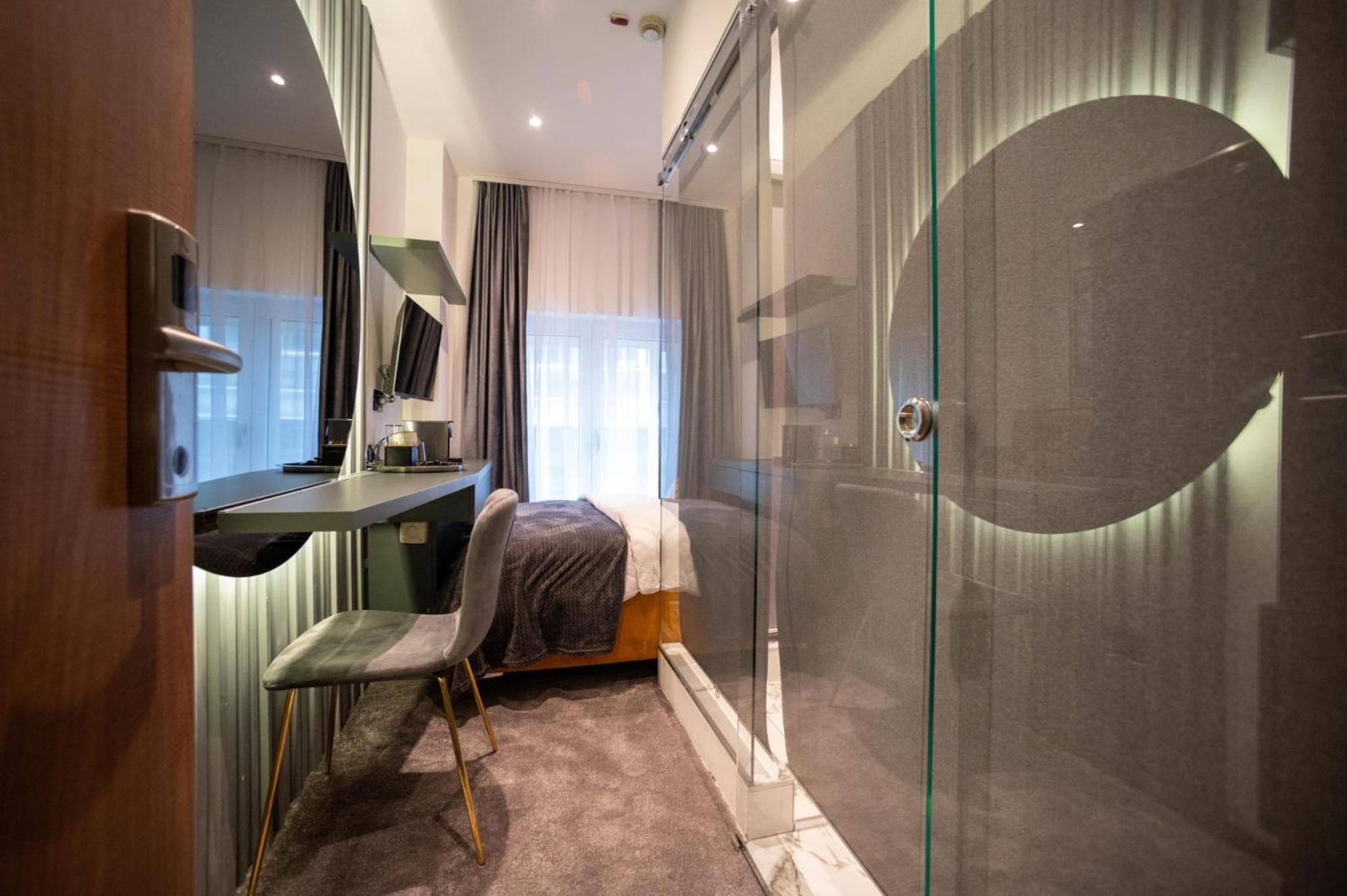 Natali Luxury Suites- Mini Rooms Belgrado Quarto foto